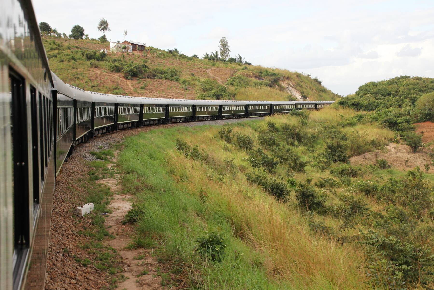 Diane McLeish reviews a luxurious Rovos Rail journey South Africa to Zimbabwe